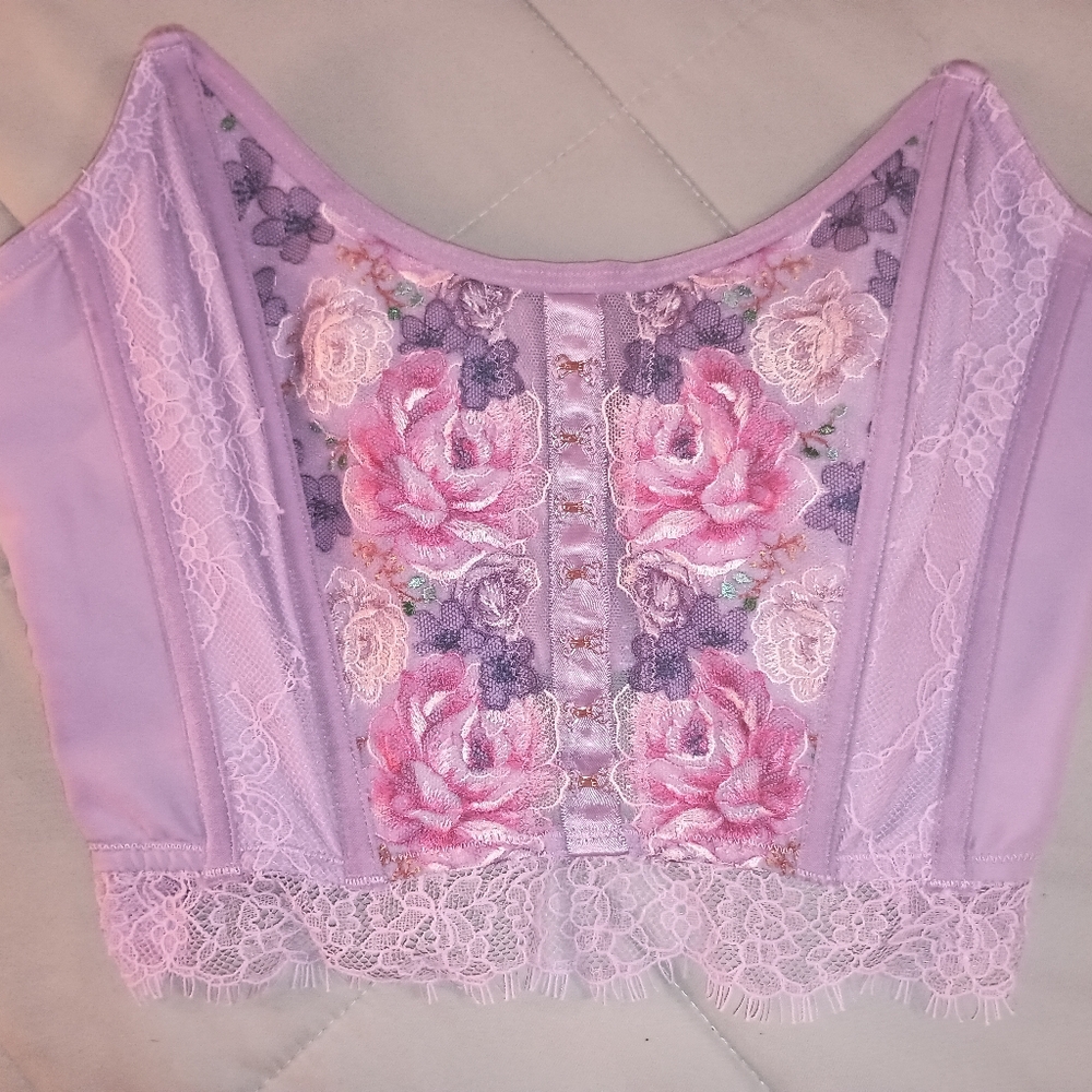 NWT Floral embroidered corset top